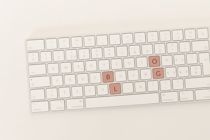 Begleitbild zu Was ist ein Unternehmensblog: Tastatur mit BLOG ausgezeichneten Buchstaben